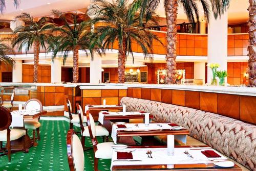 14 фото отеля Sheraton Jumeirah Beach 5* 