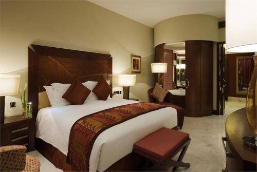 9 фото отеля Sofitel Dubai Jumeirah Beach 5* 