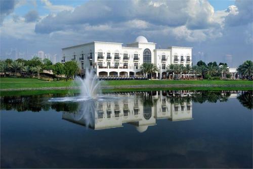 1 фото отеля The Address Montgomerie 5* 