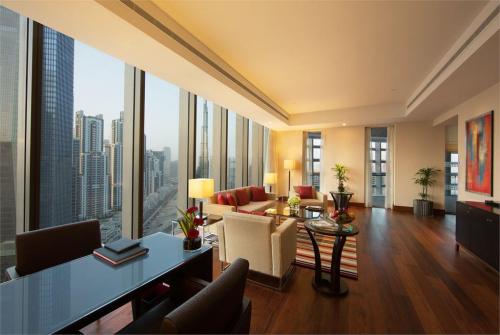 4 фото отеля The Oberoi Hotel Dubai 5* 