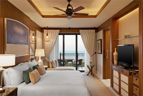 11 фото отеля The St Regis Saadiyat Island Resort Abu Dhabi 5* 