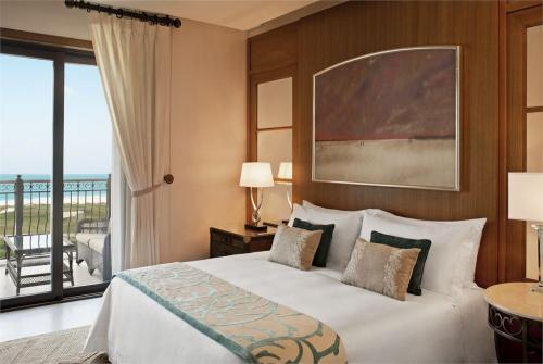 16 фото отеля The St Regis Saadiyat Island Resort Abu Dhabi 5* 