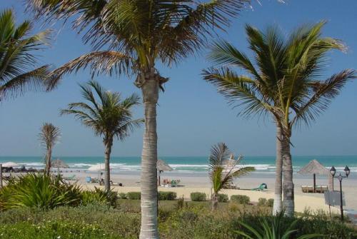 7 фото отеля Umm Al Quwain Beach 3* 