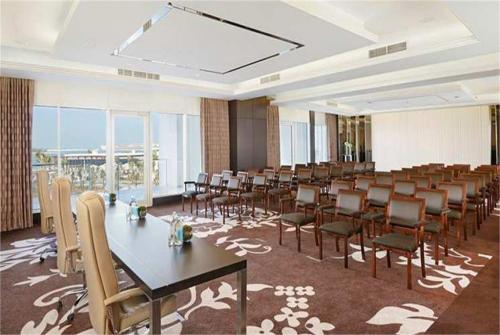 15 фото отеля Waldorf Astoria Palm Jumeirah 5* 