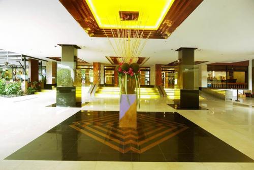 2 фото отеля Ambassador Hotel Bangkok 3* 