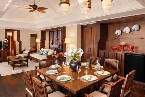 15 фото отеля Anantara Phuket Layan Resort & Spa 5* 
