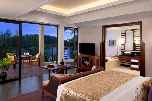 8 фото отеля Anantara Phuket Layan Resort & Spa 5* 