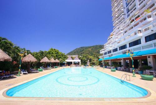 5 фото отеля Andaman Beach Suites Hotel 3* 