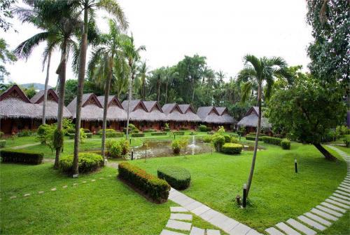 20 фото отеля Andaman Embrace Resort & Spa 4* 