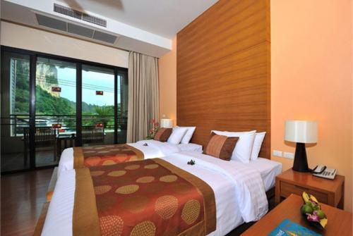 6 фото отеля Aonang Cliff Beach Resort 4* 