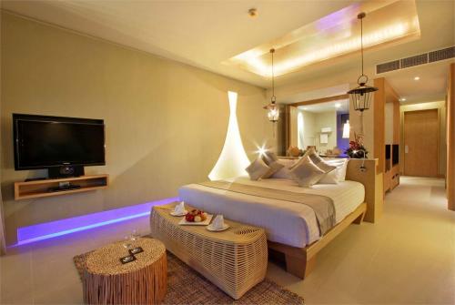 9 фото отеля Avista Hideaway Resort & Spa 5* 