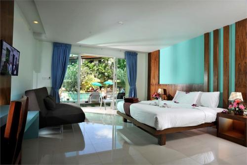 10 фото отеля Baan Karon Resort 3* 