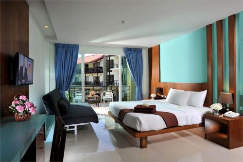 16 фото отеля Baan Karon Resort 3* 