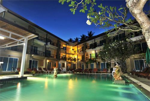 6 фото отеля Baan Karon Resort 3* 