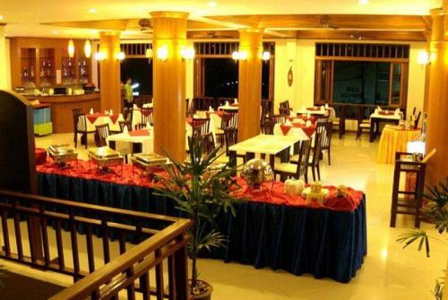 5 фото отеля Baan Yuree Resort & Spa 4* 
