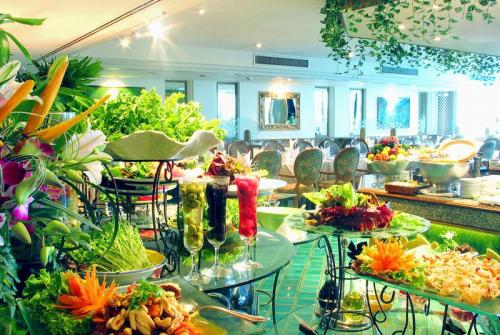 3 фото отеля Bangkok Hotel Lotus Sukhumvit 4* 