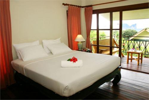 7 фото отеля Bay View Resort Phi Phi 3* 
