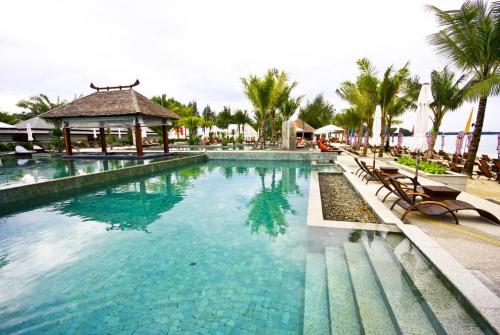 4 фото отеля Beyond Resorts Khaolak 4* 