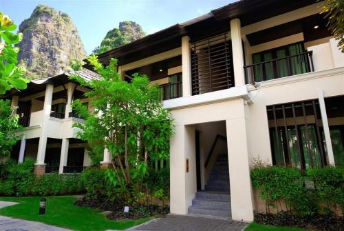 10 фото отеля Bhu Nga Thani Resort And Spa 4* 