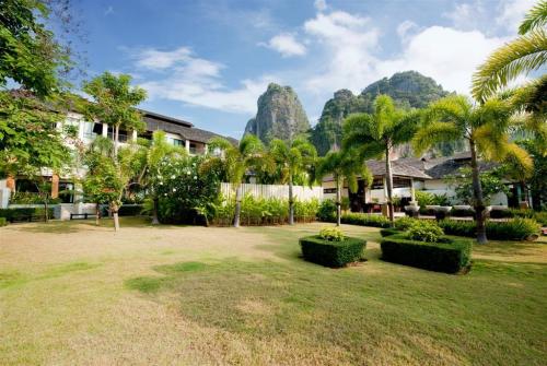 9 фото отеля Bhu Nga Thani Resort And Spa 4* 