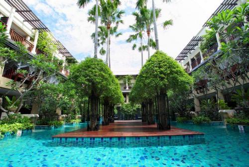 1 фото отеля Burasari Resort Patong 4* 