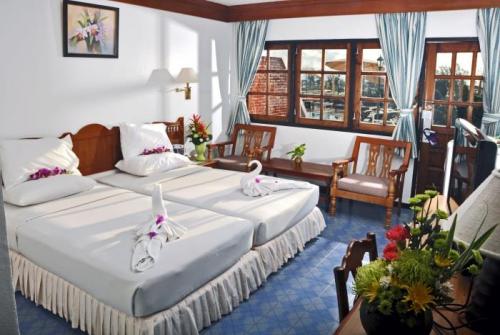 8 фото отеля Bw Phuket Ocean Resort 3* 