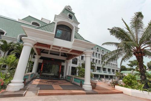 1 фото отеля Camelot Hotel Pattaya 3* 