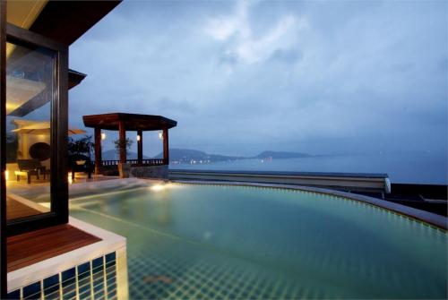 30 фото отеля Centara Blue Marine Resort & Spa Phuket 4* 