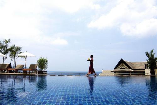 6 фото отеля Centara Blue Marine Resort & Spa Phuket 4* 