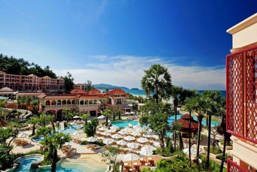 2 фото отеля Centara Grand Beach Resort Phuket 5* 