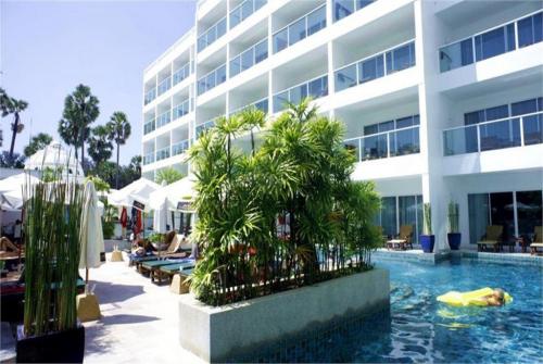 1 фото отеля Chanalai Romantica Resort 4* 