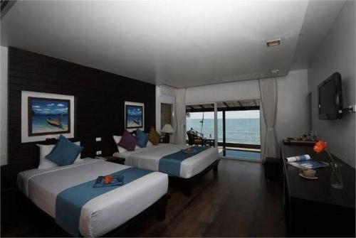 7 фото отеля Chaweng Cove Beach Resort 3* 