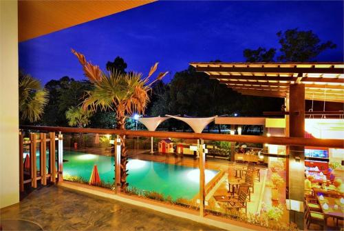 40 фото отеля Chaweng Noi Pool Villa 4* 
