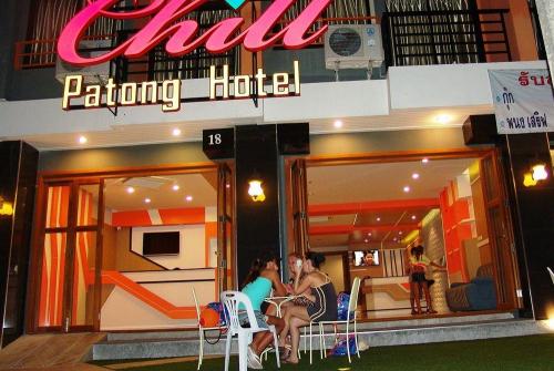 2 фото отеля Chill Patong Hotel 3* 
