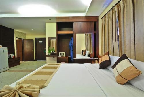 53 фото отеля Citin Garden Resort 3* 