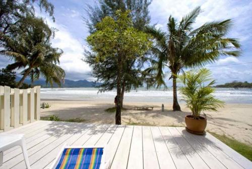 2 фото отеля Coconut Beach Koh Chang 3* 