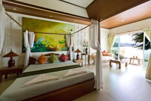 3 фото отеля Coconut Beach Koh Chang 3* 