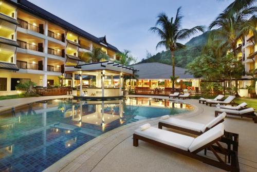 1 фото отеля Courtyard Marriott Patong 4* 