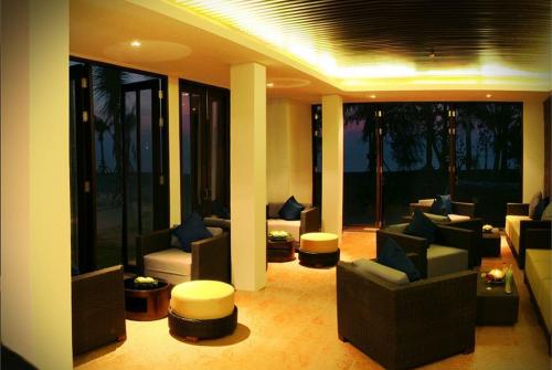 11 фото отеля D Varee Mai Khao Beach 4* 