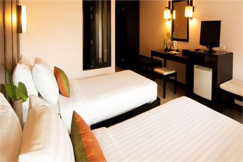 6 фото отеля Deevana Patong Resort & Spa 4* 