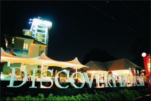 2 фото отеля Discovery Beach Hotel 4* 