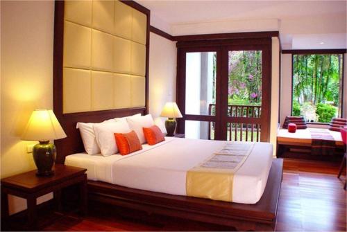 6 фото отеля Duangjitt Resort & Spa 4* 