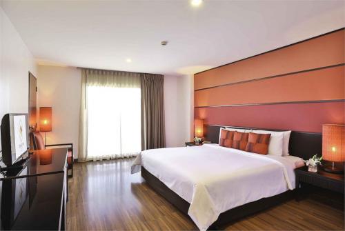 12 фото отеля Eastin Hotel Pattaya 3* 