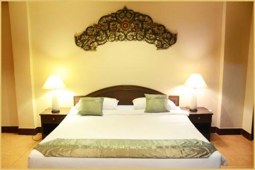 12 фото отеля Gold Coast Inn Pattaya By Shakespeare 2* 