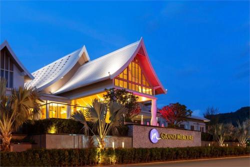 6 фото отеля Grand Mercure Phuket Patong 5* 