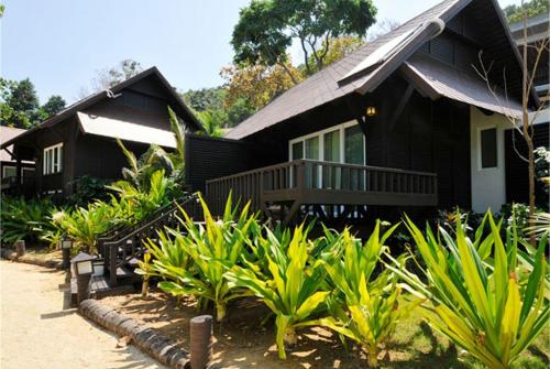 3 фото отеля Holiday Inn Resort Phi Phi Island 5* 