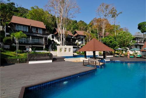 4 фото отеля Holiday Inn Resort Phi Phi Island 5* 
