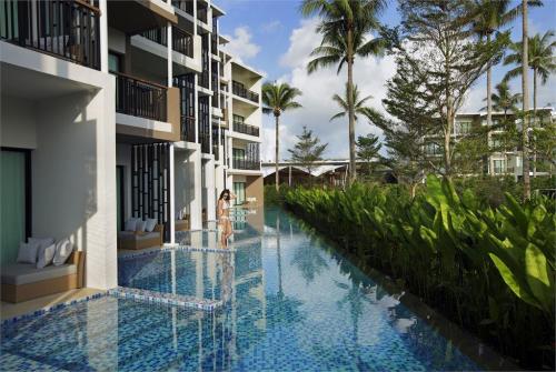4 фото отеля Holiday Inn Resort Phuket Mai Khao Beach 5* 
