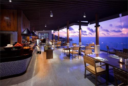 24 фото отеля Hyatt Regency Resort Phuket 5* 