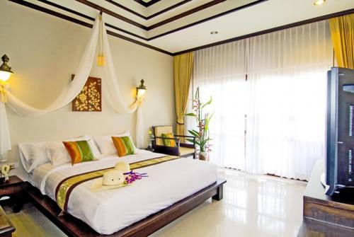 10 фото отеля Kanok Buri Resort 4* 